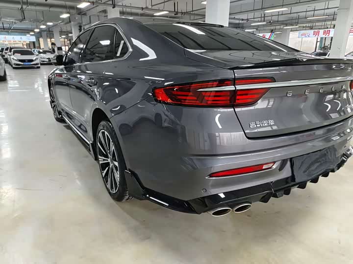 Фото 6 - Geely Preface