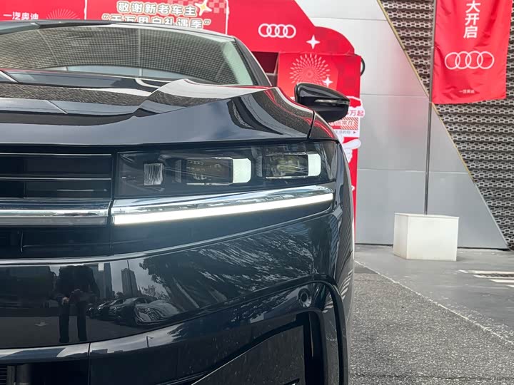 Фото 5 - Volkswagen Magotan