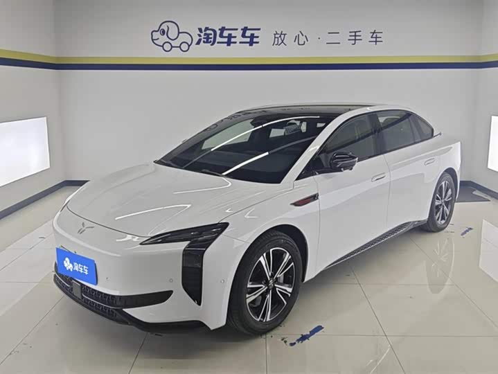 Фото 1 - Hongqi EH7