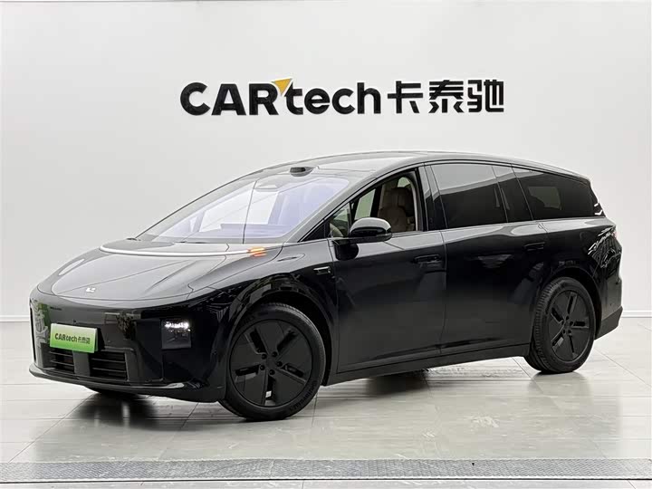 Фото 1 - LiXiang i8