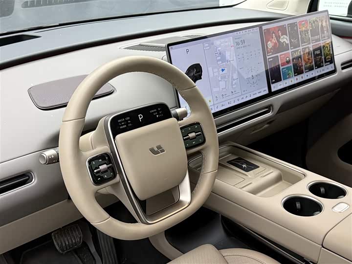 Фото 4 - LiXiang i8