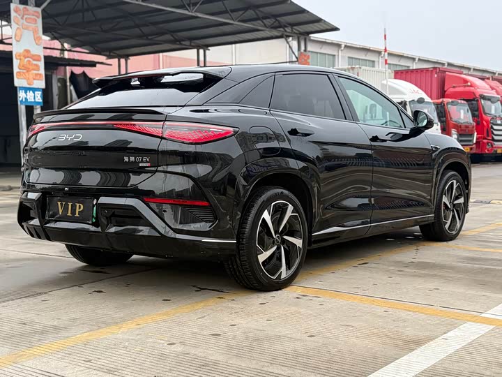 Фото 6 - BYD Sea Lion 07 EV