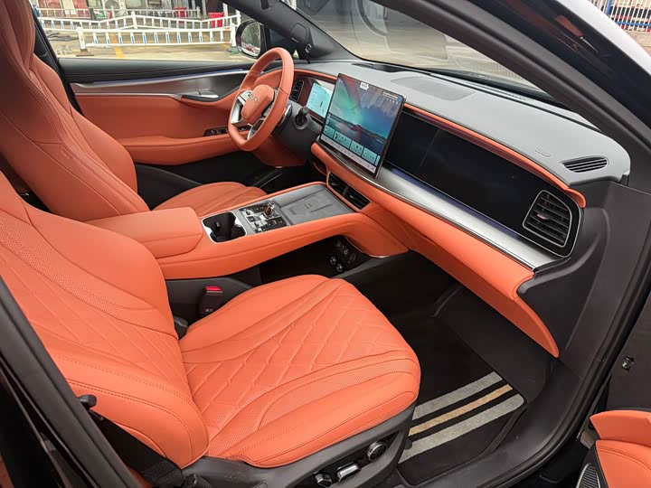 Фото 7 - BYD Sea Lion 07 EV