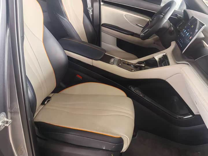 Фото 8 - BYD Song Plus Hybrid/EV