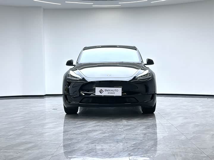 Фото 7 - Tesla Model Y