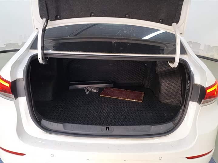 Photo 4 - Buick Excelle GT