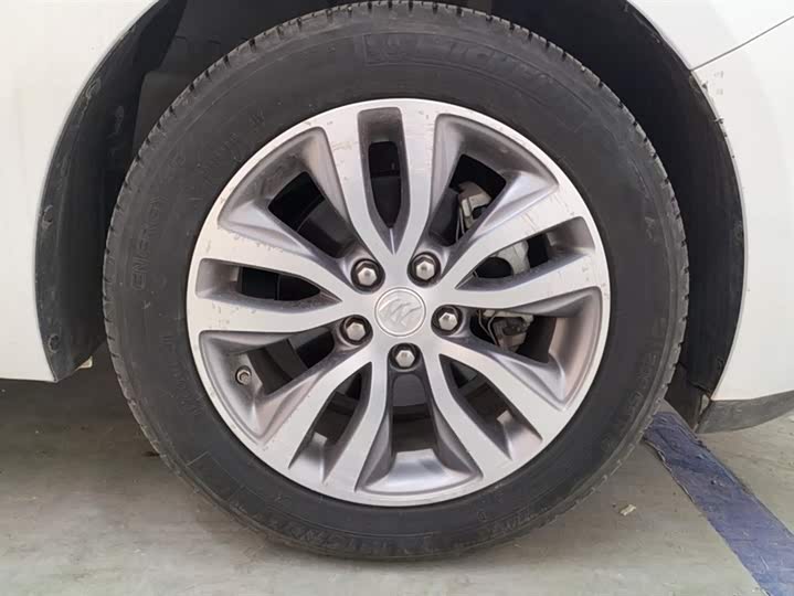 Photo 6 - Buick Excelle GT