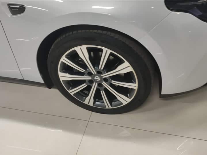 Фото 6 - Leapmotor C01