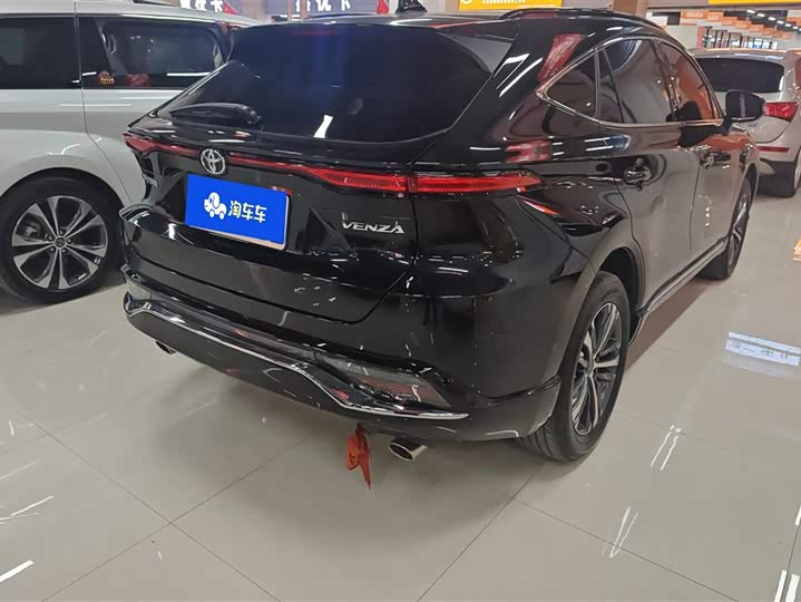 Фото 3 - Toyota Venza