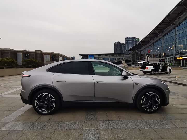 Фото 4 - Nio Onvo L60