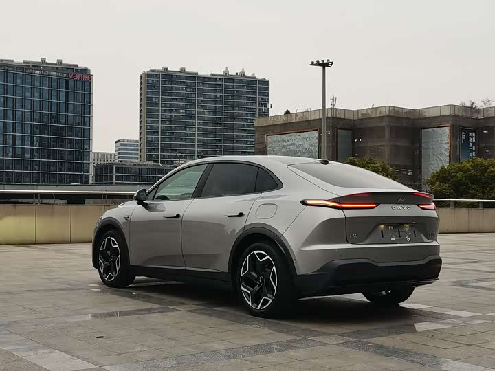 Фото 6 - Nio Onvo L60