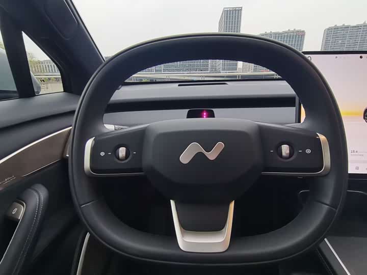 Фото 9 - Nio Onvo L60