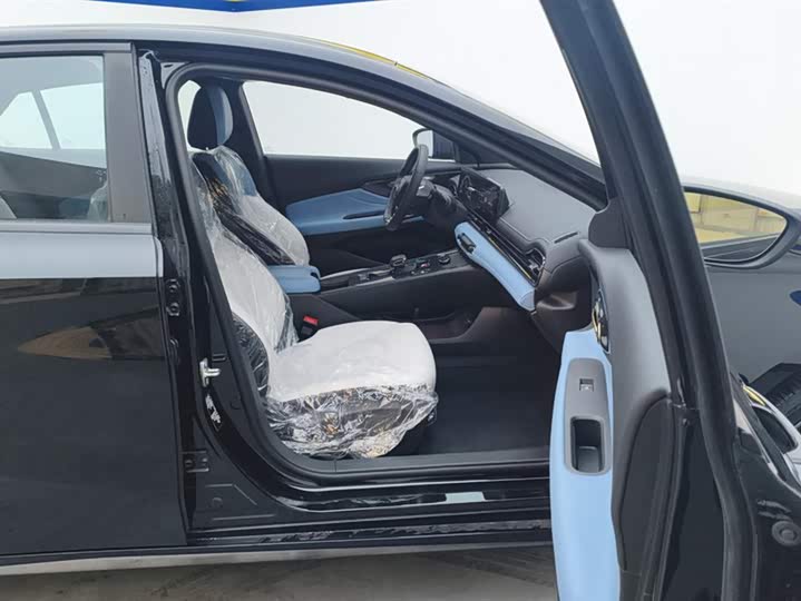 Фото 8 - GAC Trumpchi Empow R