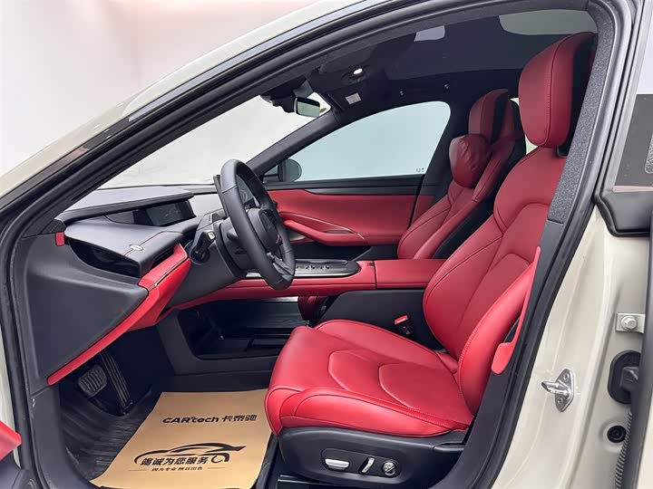 Фото 8 - Xiaomi SU7