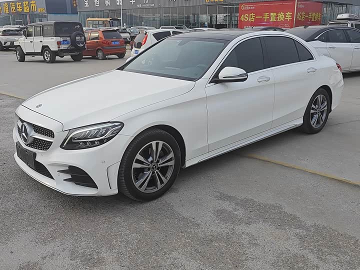 Фото 3 - Mercedes-Benz C-Class