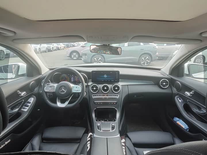 Фото 6 - Mercedes-Benz C-Class