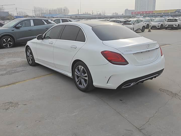 Фото 8 - Mercedes-Benz C-Class