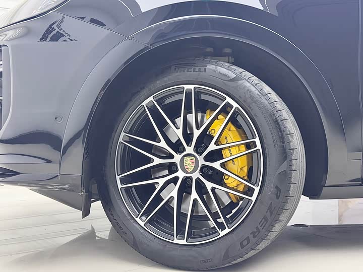 Фото 6 - Porsche Cayenne