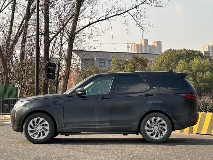 Фото 3 - Land Rover Discovery