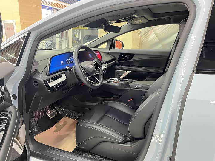 Фото 6 - Cadillac Optiq