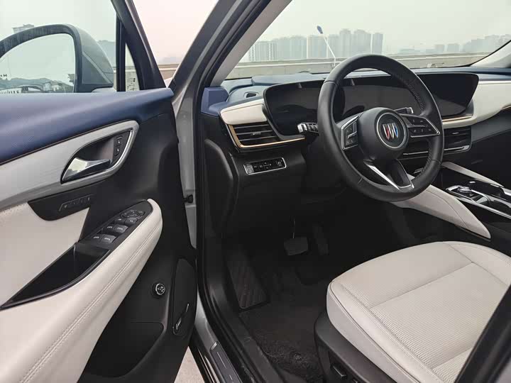 Фото 9 - Buick Envision Plus
