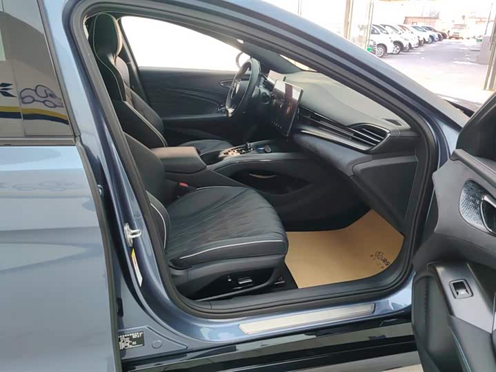 Фото 8 - BYD Seal