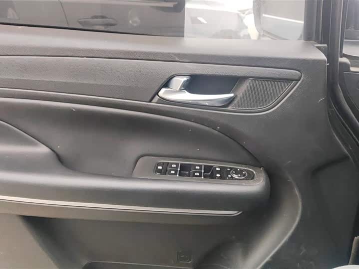 Фото 7 - GAC Trumpchi M6