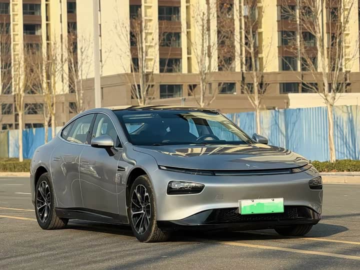 Фото 2 - XPeng P7