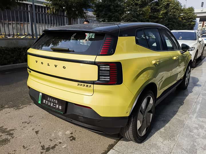 Фото 5 - Volvo EX30