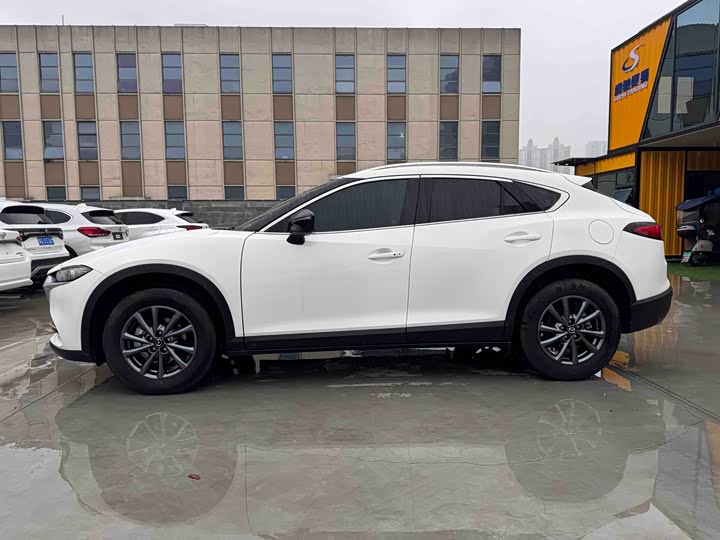 Фото 3 - Mazda CX-4