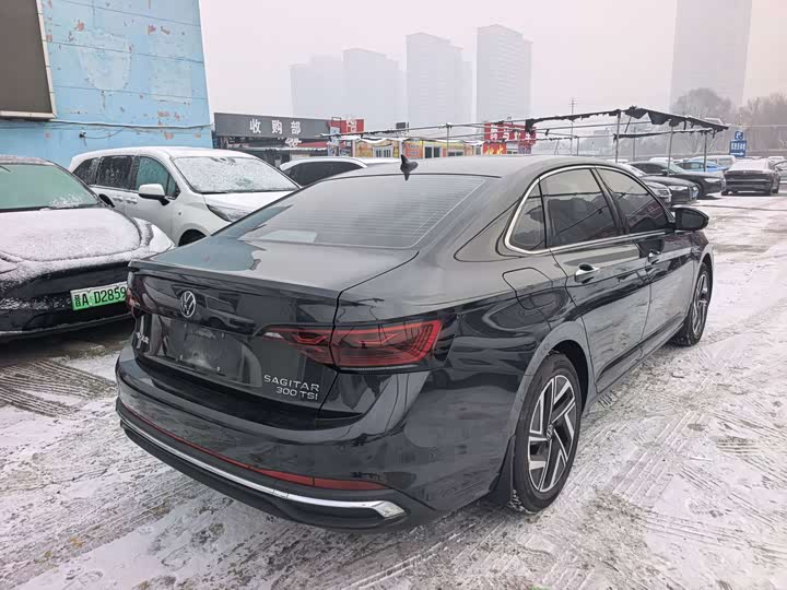 Фото 2 - Volkswagen Sagitar L