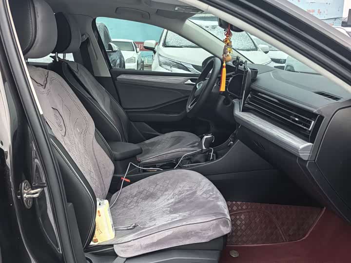 Фото 7 - Volkswagen Sagitar L