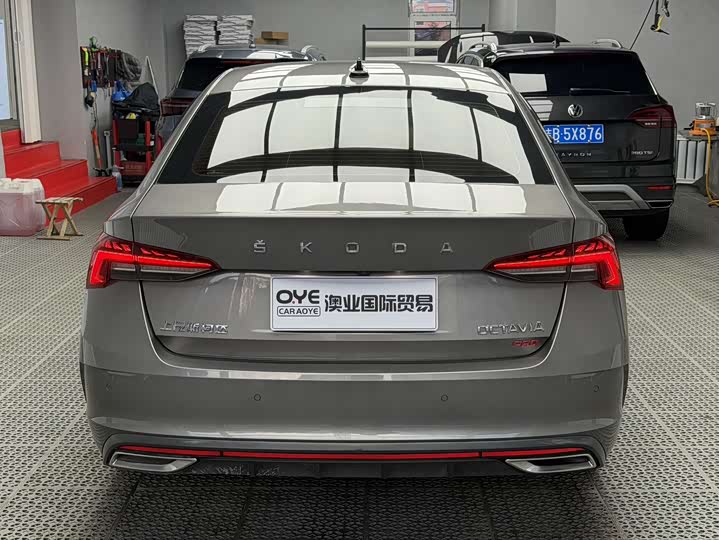 Фото 5 - Skoda Octavia Pro