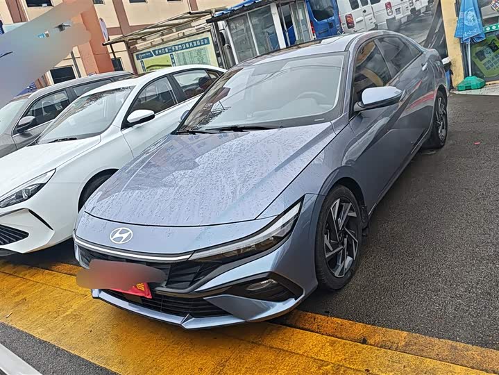 Фото 2 - Hyundai Elantra N line