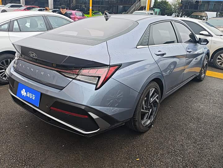 Фото 3 - Hyundai Elantra N line