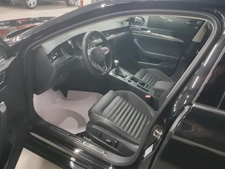 Фото 9 - Volkswagen Magotan