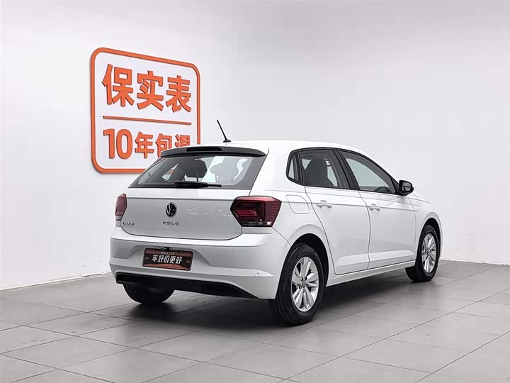 Фото 2 - Volkswagen Polo