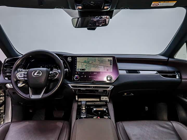 Фото 2 - Lexus RX