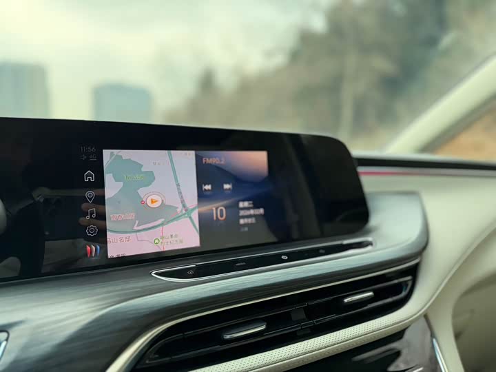 Фото 7 - Buick GL8 ES