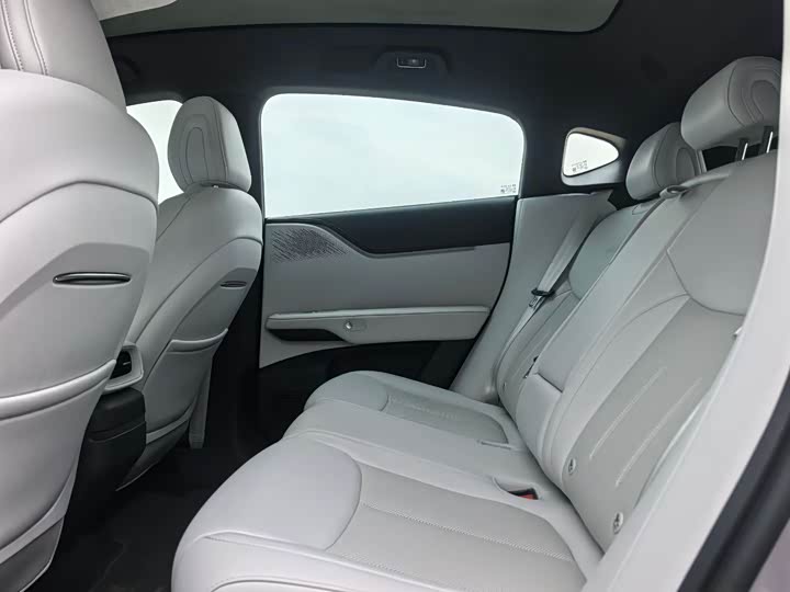 Фото 9 - XPeng G6