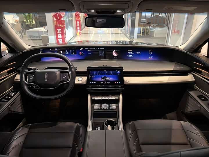 Фото 5 - Lincoln Nautilus