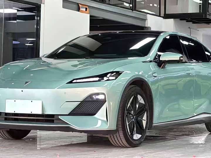 Фото 1 - Changan Deepal SL03