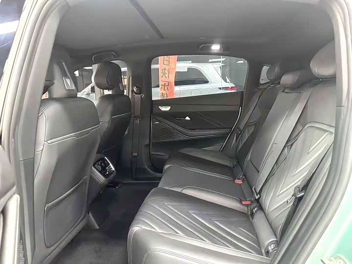 Фото 8 - Changan Deepal SL03