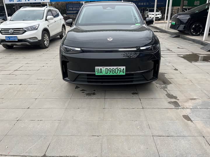 Фото 2 - Leapmotor C10