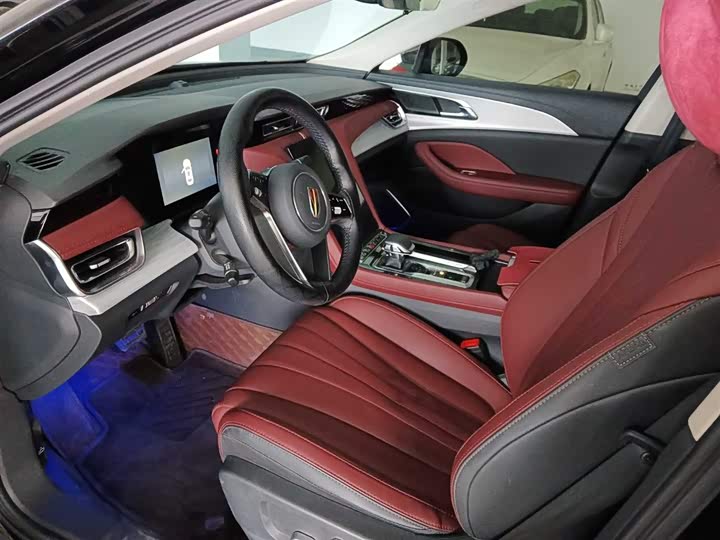 Фото 7 - Hongqi H5