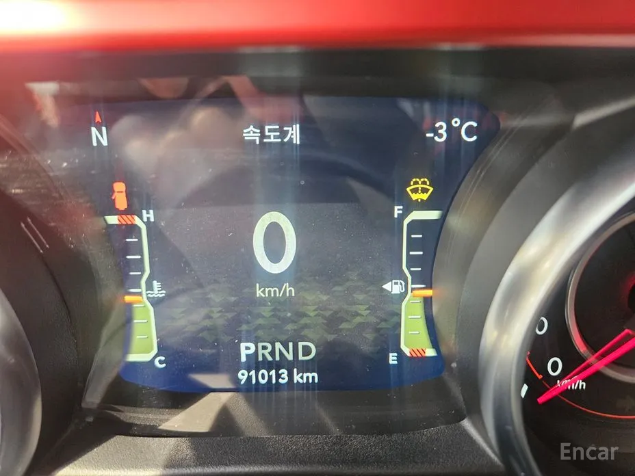 Фото 8 - Jeep Wrangler