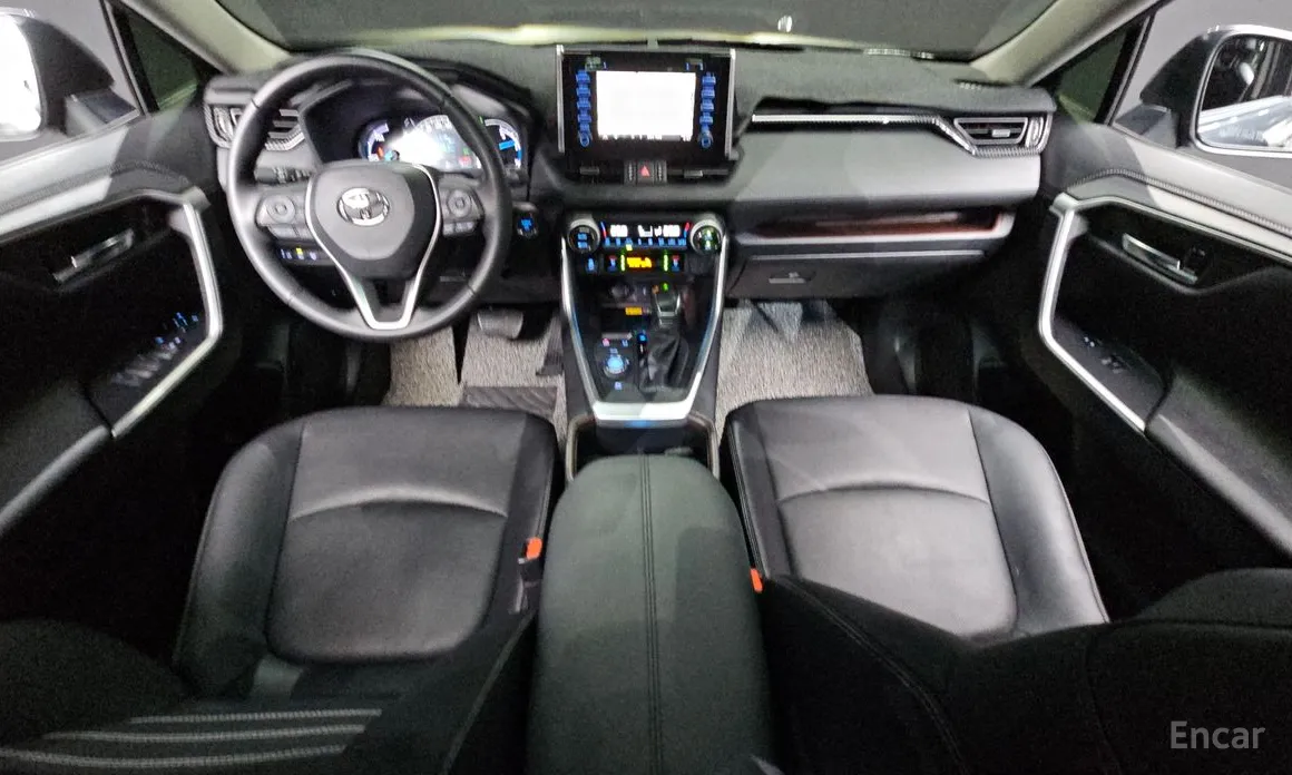 Photo 7 - Toyota RAV4