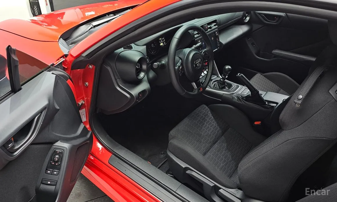 Фото 11 - Toyota 86