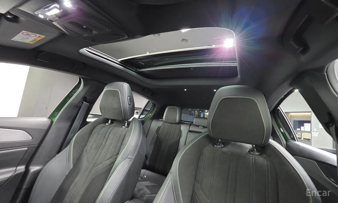 Фото 11 - Peugeot 308