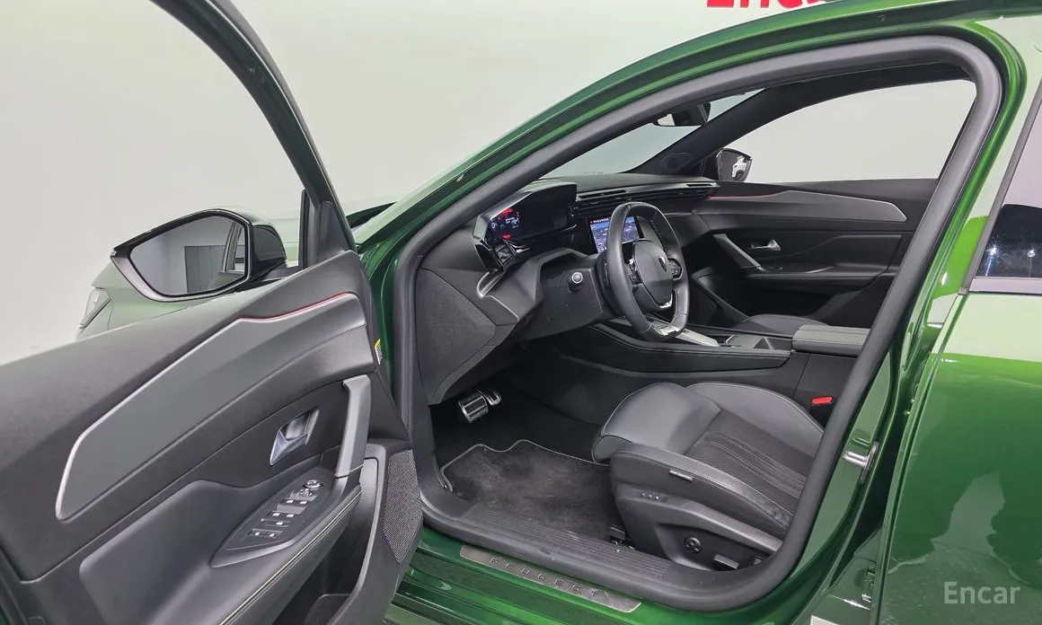 Фото 12 - Peugeot 308